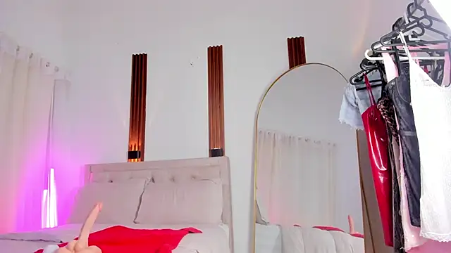 KatieBoison online show from 03-28-26, 08:41