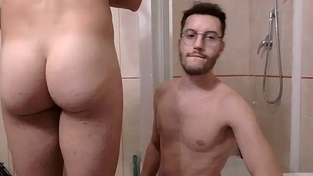 Amicisegreti2 online show from 11-02-25, 10:12