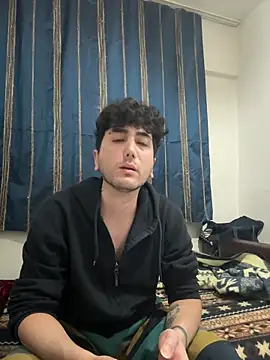 Hernann19 online show from 12-21-25, 01:02