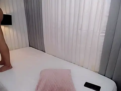 Xhugejerkingtrans online show from 01-10-26, 10:06