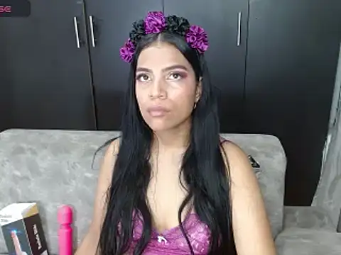 NandyKiss online show from 11-19-25, 02:06