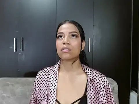 NandyKiss online show from 11-23-25, 10:15