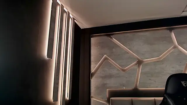 DakotaRussell  online show from 04-06-26, 09:38