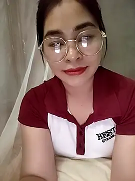 Bamboo-niee123 online show from 04-21-26, 03:07