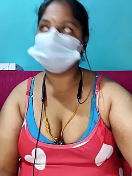 deepikasree143 online show from 11-17-25, 06:19