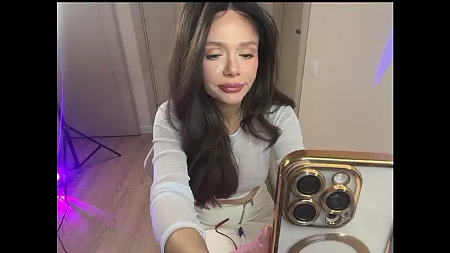 Lisa Graham online show from 12-16-25, 05:45