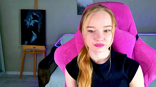 Snapshot of Shawty_Mia chatting on 02-06-26, 07:06 Shawty Mia online show from 02-06-26, 07:06