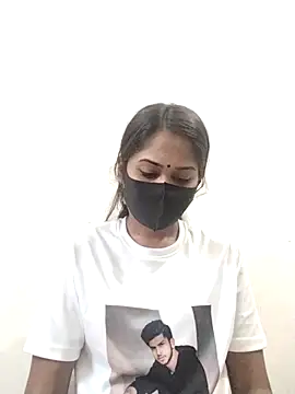 Green LaDY66 online show from 11-02-25, 11:01