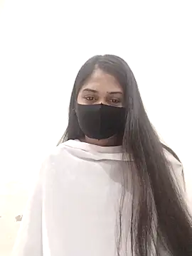 Green LaDY66 online show from 11-17-25, 05:46