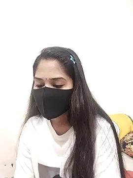 Green LaDY66 online show from 11-22-25, 03:49