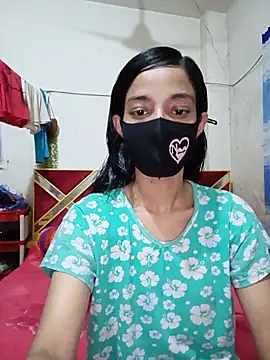 Snapshot of Green_LaDY66 chatting on 06-06-26, 04:44 Green LaDY66 online show from 06-06-26, 04:44