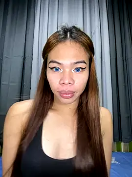 kierra fox online show from 11-17-25, 02:34