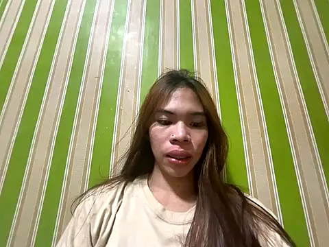 kierra fox online show from 12-05-25, 02:14