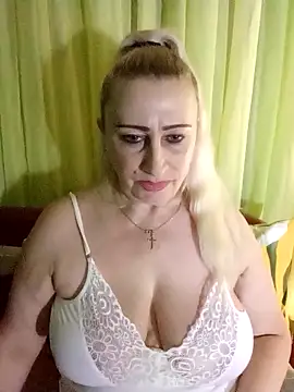 Esenia505 online show from 02-01-26, 07:40