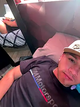 Snapshot of Bbydaddy_0 chatting on 10-28-25, 01:58 Bbydaddy 0 online show from 10-28-25, 01:58