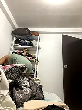 Snapshot of Jimenaa_ink chatting on 10-31-25, 07:37 Jimenaa ink online show from 10-31-25, 07:37