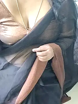 Snapshot of tamil_chitra12 chatting on 11-15-25, 08:55 tamil chitra12 online show from 11-15-25, 08:55