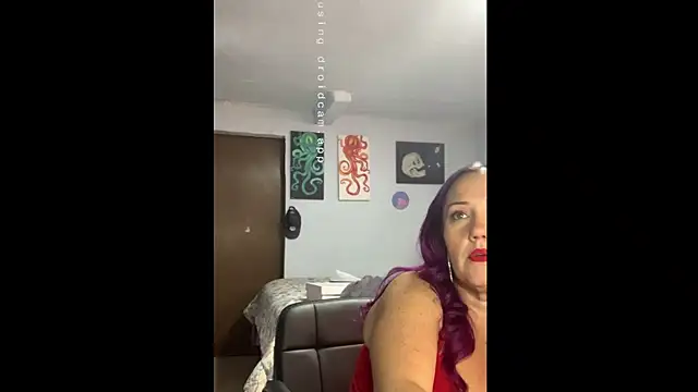 Snapshot of kristallic chatting on 03-12-26, 03:45 kristallic online show from 03-12-26, 03:45