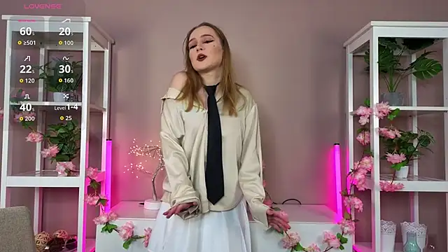 Snapshot of VanessaLightDiamond chatting on 01-16-26, 04:49 VanessaLightDiamond online show from 01-16-26, 04:49