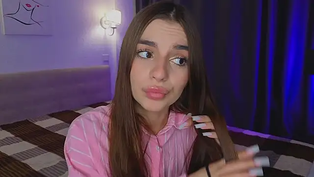 LauraHansil online show from 05-27-26, 07:11