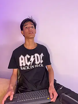 michael vidal online show from 10-30-25, 07:25