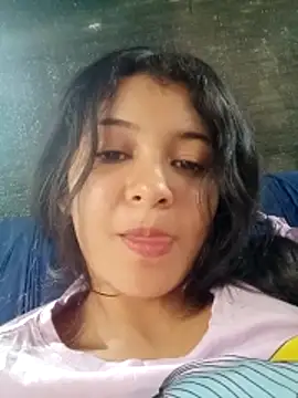 Soymaia online show from 11-27-25, 01:57