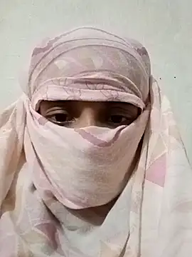 Quenn-Jiya752 online show from 10-31-25, 01:23