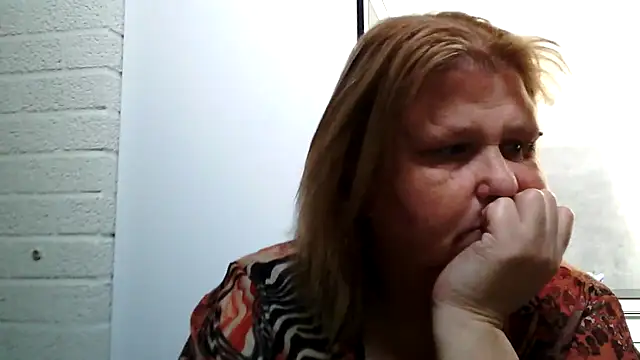 Sylviastar46 online show from 03-01-26, 09:33