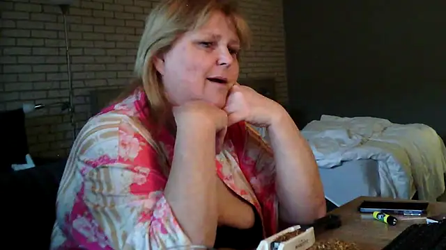 Sylviastar46 online show from 04-03-26, 04:27