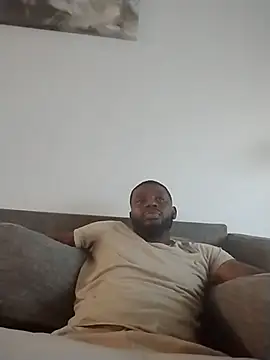 Snapshot of Bbc_dunc214 chatting on 10-30-25, 10:32 Bbc dunc214 online show from 10-30-25, 10:32