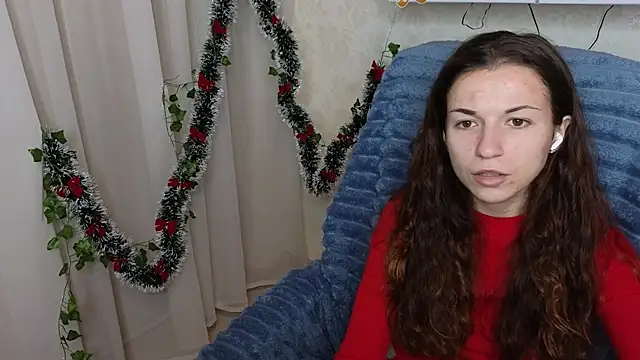 Snapshot of Ulyanix chatting on 12-22-25, 05:04 Ulyanix online show from 12-22-25, 05:04