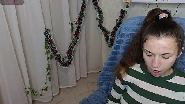 Snapshot of Ulyanix chatting on 01-08-26, 05:10 Ulyanix online show from 01-08-26, 05:10