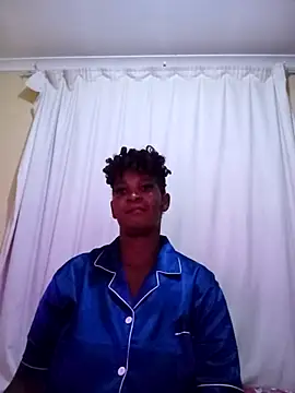 Snapshot of BLACKMALF chatting on 11-10-25, 05:56 BLACKMALF online show from 11-10-25, 05:56