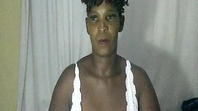 Snapshot of BLACKMALF chatting on 11-11-25, 06:52 BLACKMALF online show from 11-11-25, 06:52