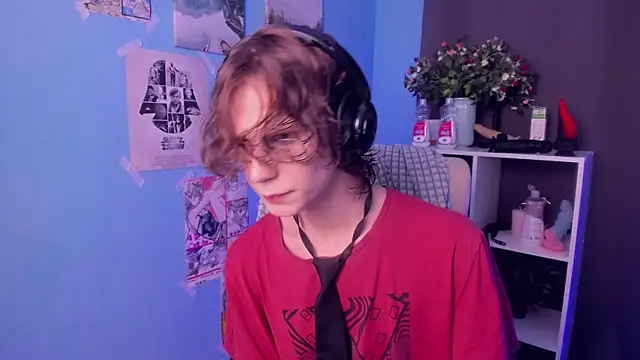 Snapshot of LeoBensyten chatting on 01-10-26, 08:10 LeoBensyten online show from 01-10-26, 08:10