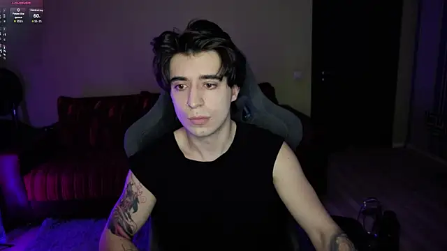 Snapshot of Yofukashii chatting on 03-18-26, 03:26 Yofukashii online show from 03-18-26, 03:26