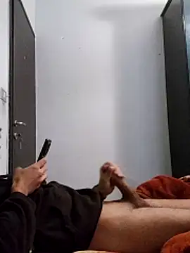 Snapshot of KaTorino chatting on 11-02-25, 01:46 KaTorino online show from 11-02-25, 01:46