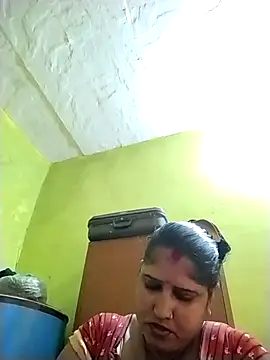 Snapshot of Sumona_dhari chatting on 11-28-25, 04:48 Sumona dhari online show from 11-28-25, 04:48