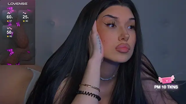 Snapshot of Kattyschwarz chatting on 11-09-25, 07:12 Kattyschwarz online show from 11-09-25, 07:12