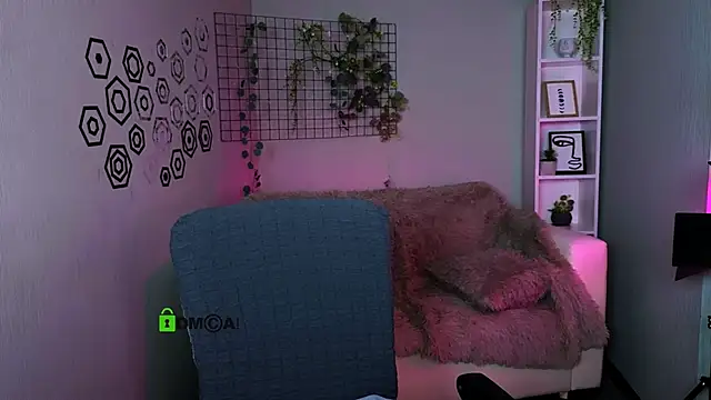 Snapshot of lisa_dark_ chatting on 01-14-26, 10:10 lisa dark online show from 01-14-26, 10:10