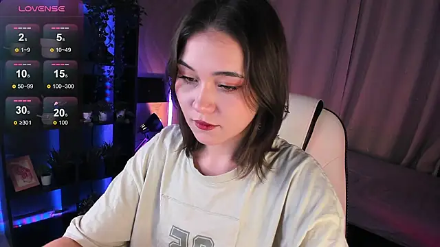 Snapshot of MistyLovia chatting on 11-06-25, 11:00 MistyLovia online show from 11-06-25, 11:00