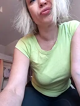 Elle Milfa online show from 02-05-26, 12:10