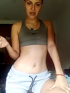 Snapshot of larubia_arg chatting on 12-22-25, 07:11 larubia arg online show from 12-22-25, 07:11