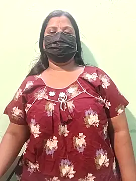 Snapshot of tamil_Nithya_J chatting on 04-29-26, 06:25 tamil Nithya J online show from 04-29-26, 06:25