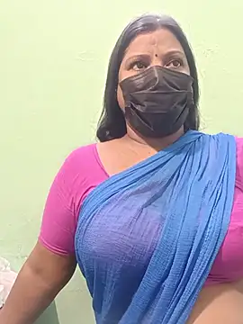Snapshot of tamil_Nithya_J chatting on 06-02-26, 03:58 tamil Nithya J online show from 06-02-26, 03:58
