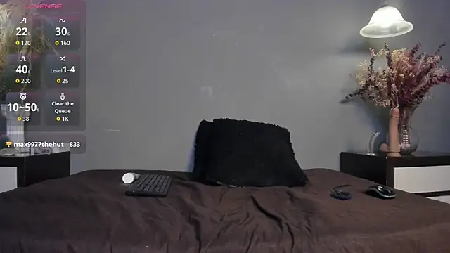 Snapshot of Kripta132 chatting on 11-15-25, 12:23 Kripta132 online show from 11-15-25, 12:23