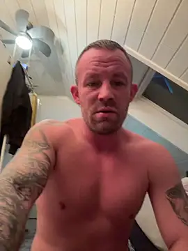 Snapshot of superbertok chatting on 12-18-25, 05:35 superbertok online show from 12-18-25, 05:35