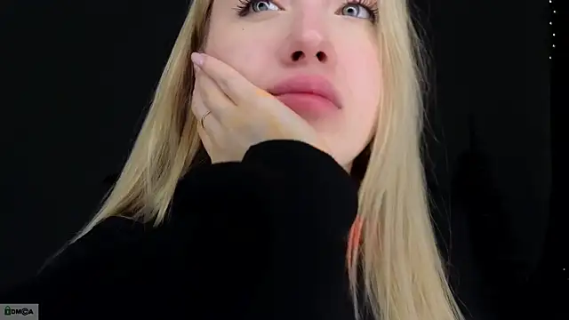 Snapshot of adele_armass chatting on 01-09-26, 08:54 adele armass online show from 01-09-26, 08:54