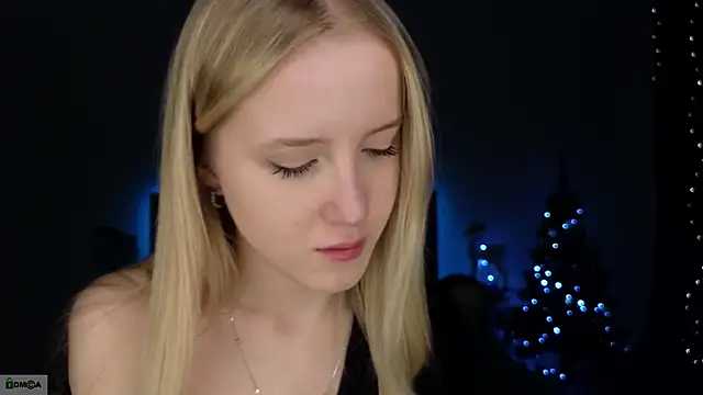 Snapshot of adele_armass chatting on 01-13-26, 09:20 adele armass online show from 01-13-26, 09:20