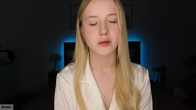 Snapshot of adele_armass chatting on 02-04-26, 08:58 adele armass online show from 02-04-26, 08:58